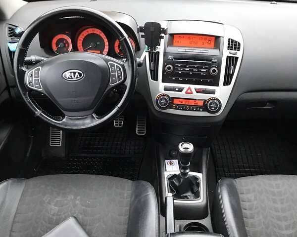 Синий Киа Сид, объемом двигателя 1.6 л и пробегом 290 тыс. км за 2650 $, фото 24 на Automoto.ua