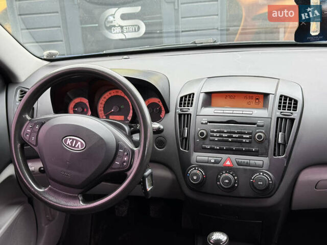 Синій Кіа Сід, об'ємом двигуна 1.6 л та пробігом 288 тис. км за 4999 $, фото 40 на Automoto.ua