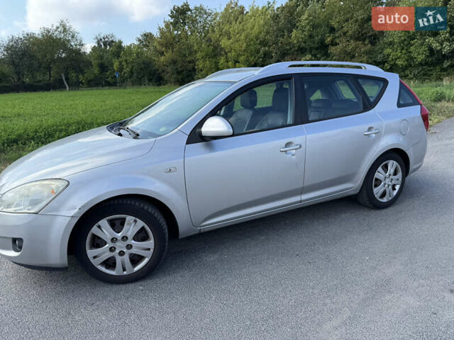 Синій Кіа Сід, об'ємом двигуна 1.4 л та пробігом 270 тис. км за 4950 $, фото 3 на Automoto.ua