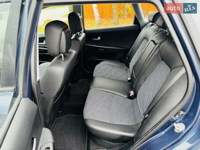 Синій Кіа Сід, об'ємом двигуна 1.6 л та пробігом 270 тис. км за 5450 $, фото 19 на Automoto.ua