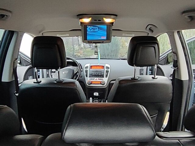 Синій Кіа Сід, об'ємом двигуна 1.6 л та пробігом 210 тис. км за 5300 $, фото 5 на Automoto.ua