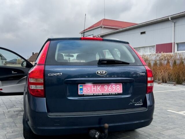 Синій Кіа Сід, об'ємом двигуна 1.6 л та пробігом 252 тис. км за 6500 $, фото 10 на Automoto.ua