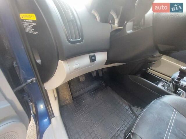 Синий Киа Сид, объемом двигателя 1.6 л и пробегом 310 тыс. км за 5300 $, фото 16 на Automoto.ua