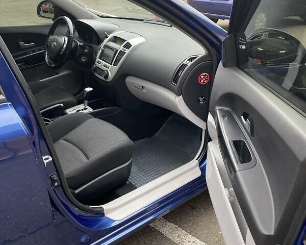 Синий Киа Сид, объемом двигателя 1.98 л и пробегом 153 тыс. км за 8200 $, фото 23 на Automoto.ua