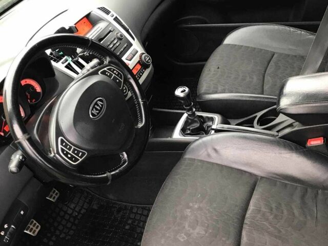 Синий Киа Сид, объемом двигателя 1.6 л и пробегом 290 тыс. км за 2650 $, фото 12 на Automoto.ua