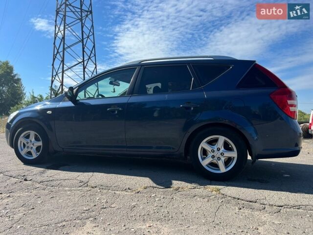 Синій Кіа Сід, об'ємом двигуна 1.6 л та пробігом 180 тис. км за 6200 $, фото 4 на Automoto.ua