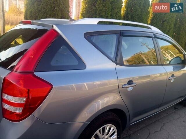 Киа Сид 2008 в Киеве на Automoto.ua Синий Киа Сид, объемом двигателя 1.4 л и пробегом 220 тыс. км за 5550 $, фото 9 на Automoto.ua
