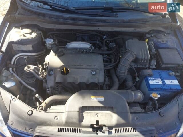 Синий Киа Сид, объемом двигателя 1.6 л и пробегом 230 тыс. км за 5800 $, фото 6 на Automoto.ua