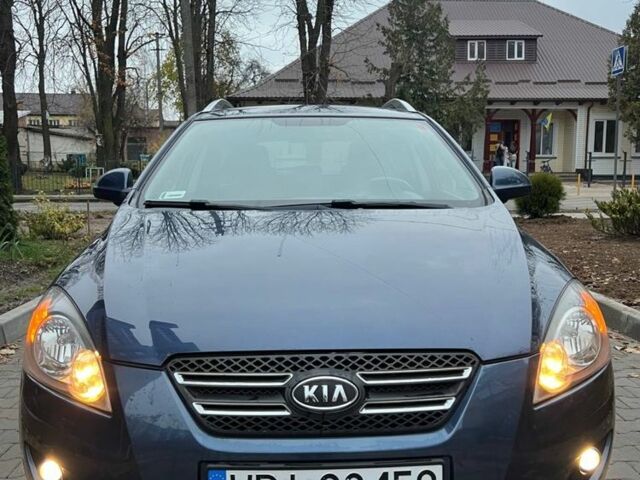 Синий Киа Сид, объемом двигателя 1.6 л и пробегом 350 тыс. км за 2450 $, фото 3 на Automoto.ua