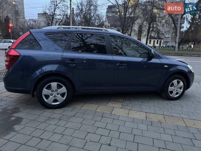 Синий Киа Сид, объемом двигателя 1.59 л и пробегом 222 тыс. км за 5650 $, фото 2 на Automoto.ua
