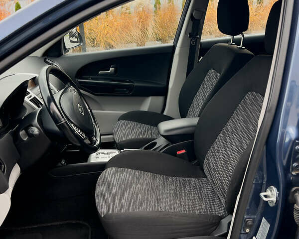 Синий Киа Сид, объемом двигателя 0 л и пробегом 251 тыс. км за 6300 $, фото 9 на Automoto.ua