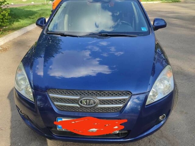 Синій Кіа Сід, об'ємом двигуна 1.4 л та пробігом 204 тис. км за 5550 $, фото 3 на Automoto.ua