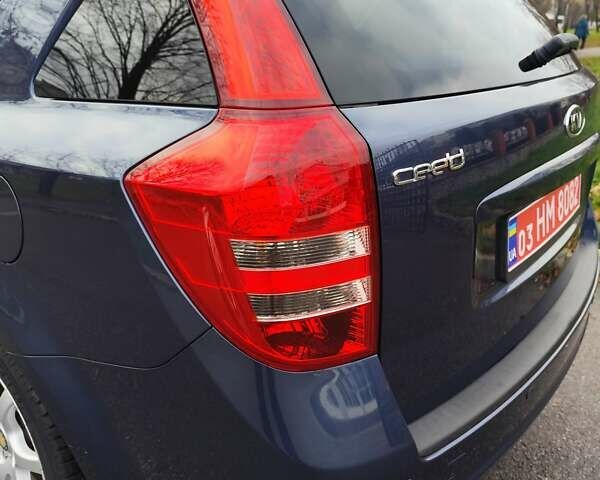 Синий Киа Сид, объемом двигателя 1.4 л и пробегом 217 тыс. км за 6000 $, фото 19 на Automoto.ua