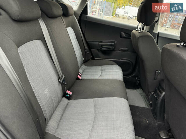 Синій Кіа Сід, об'ємом двигуна 1.4 л та пробігом 293 тис. км за 5800 $, фото 7 на Automoto.ua