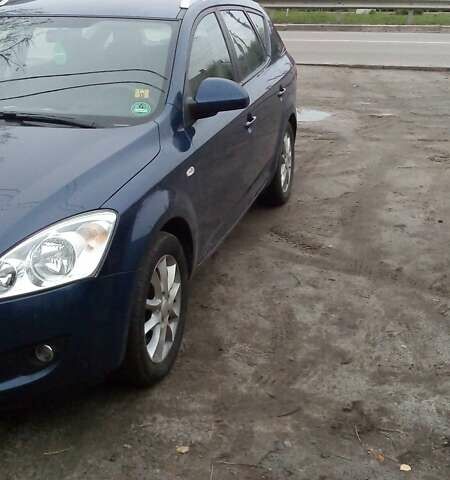 Синий Киа Сид, объемом двигателя 1.6 л и пробегом 250 тыс. км за 5700 $, фото 12 на Automoto.ua