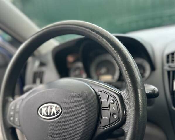 Синій Кіа Сід, об'ємом двигуна 1.4 л та пробігом 192 тис. км за 6000 $, фото 7 на Automoto.ua