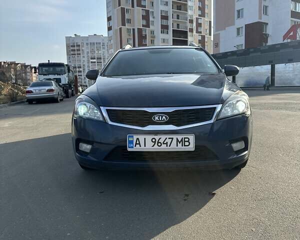 Синий Киа Сид, объемом двигателя 1.58 л и пробегом 285 тыс. км за 4900 $, фото 5 на Automoto.ua