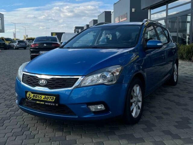 Синий Киа Сид, объемом двигателя 1.6 л и пробегом 325 тыс. км за 5600 $, фото 2 на Automoto.ua