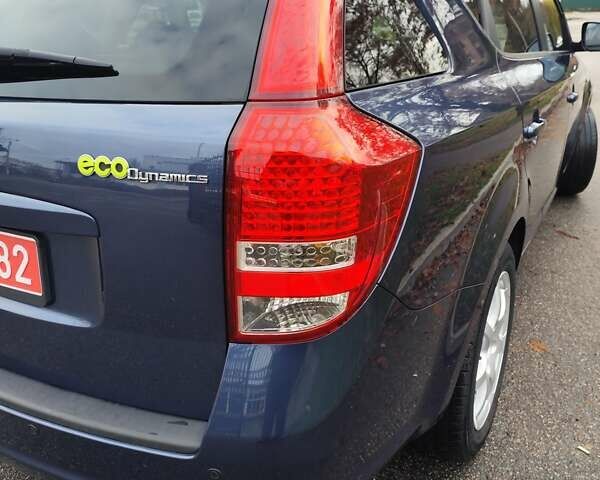 Синий Киа Сид, объемом двигателя 1.4 л и пробегом 217 тыс. км за 6000 $, фото 20 на Automoto.ua