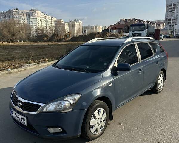 Синий Киа Сид, объемом двигателя 1.58 л и пробегом 285 тыс. км за 4900 $, фото 8 на Automoto.ua
