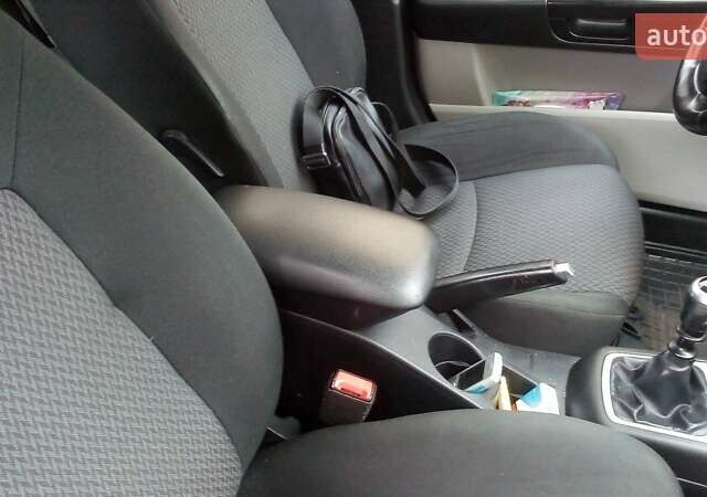 Синий Киа Сид, объемом двигателя 1.6 л и пробегом 250 тыс. км за 5700 $, фото 9 на Automoto.ua