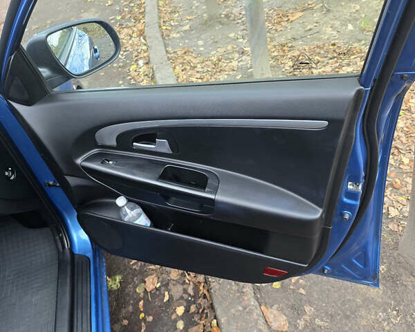 Синій Кіа Сід, об'ємом двигуна 1.6 л та пробігом 278 тис. км за 6500 $, фото 7 на Automoto.ua