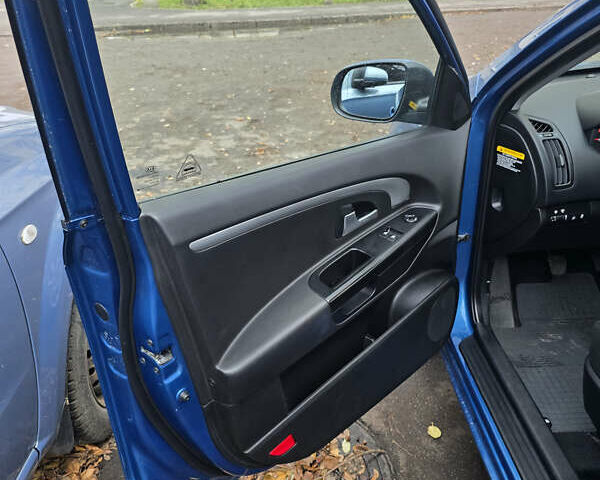 Синій Кіа Сід, об'ємом двигуна 1.6 л та пробігом 278 тис. км за 6500 $, фото 6 на Automoto.ua