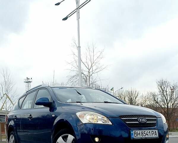 Синий Киа Сид, объемом двигателя 1.4 л и пробегом 168 тыс. км за 6200 $, фото 2 на Automoto.ua