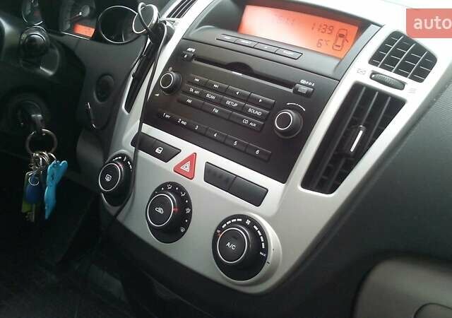 Синий Киа Сид, объемом двигателя 1.6 л и пробегом 250 тыс. км за 5700 $, фото 19 на Automoto.ua
