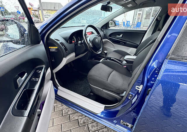 Синий Киа Сид, объемом двигателя 1.6 л и пробегом 176 тыс. км за 4999 $, фото 24 на Automoto.ua