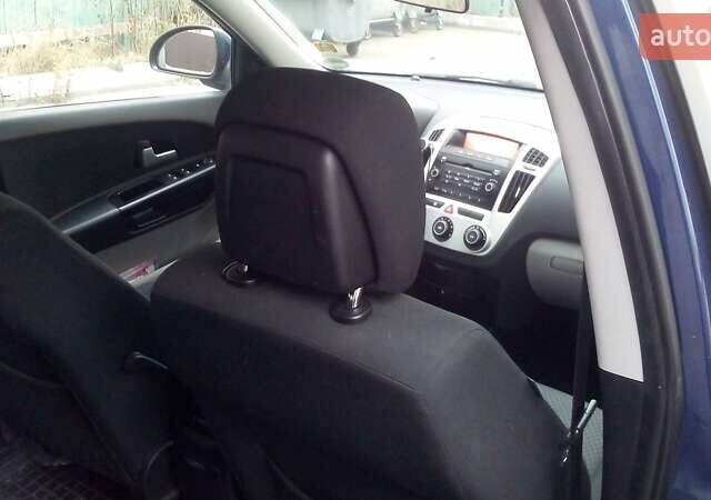 Синий Киа Сид, объемом двигателя 1.6 л и пробегом 250 тыс. км за 5700 $, фото 22 на Automoto.ua