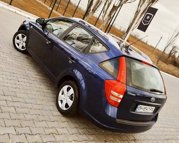 Синий Киа Сид, объемом двигателя 1.4 л и пробегом 168 тыс. км за 6200 $, фото 15 на Automoto.ua