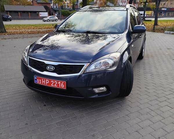 Синій Кіа Сід, об'ємом двигуна 1.4 л та пробігом 217 тис. км за 6200 $, фото 9 на Automoto.ua