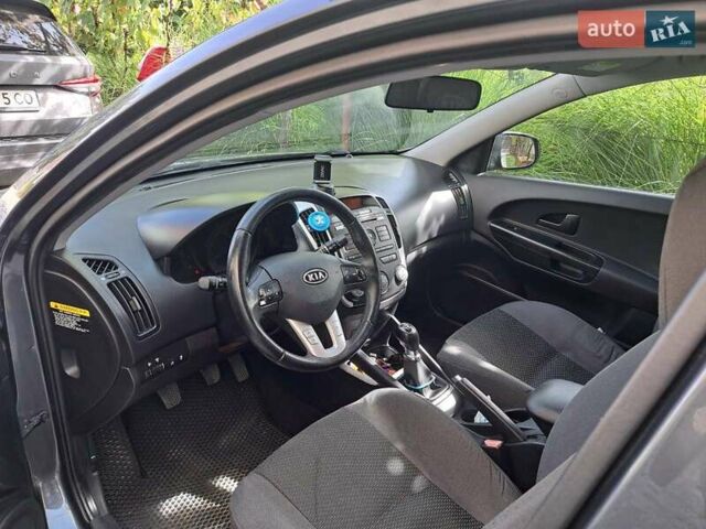 Синий Киа Сид, объемом двигателя 1.6 л и пробегом 194 тыс. км за 7000 $, фото 7 на Automoto.ua