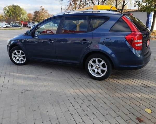 Синій Кіа Сід, об'ємом двигуна 1.4 л та пробігом 217 тис. км за 6000 $, фото 7 на Automoto.ua