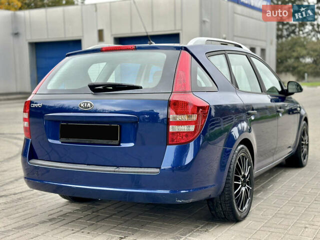Синий Киа Сид, объемом двигателя 0 л и пробегом 185 тыс. км за 6000 $, фото 10 на Automoto.ua