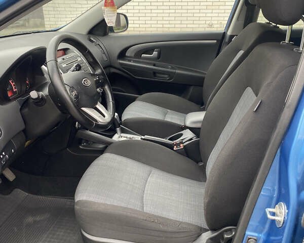 Синий Киа Сид, объемом двигателя 1.58 л и пробегом 276 тыс. км за 6750 $, фото 13 на Automoto.ua