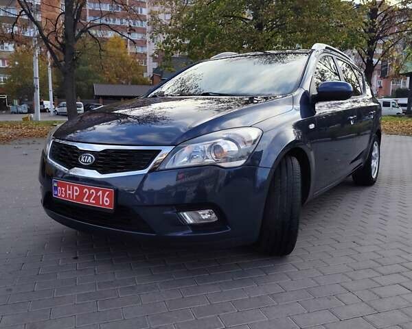 Синий Киа Сид, объемом двигателя 1.4 л и пробегом 217 тыс. км за 6200 $, фото 9 на Automoto.ua