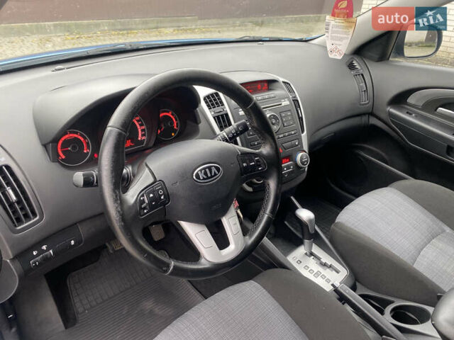 Синий Киа Сид, объемом двигателя 1.58 л и пробегом 276 тыс. км за 6750 $, фото 12 на Automoto.ua