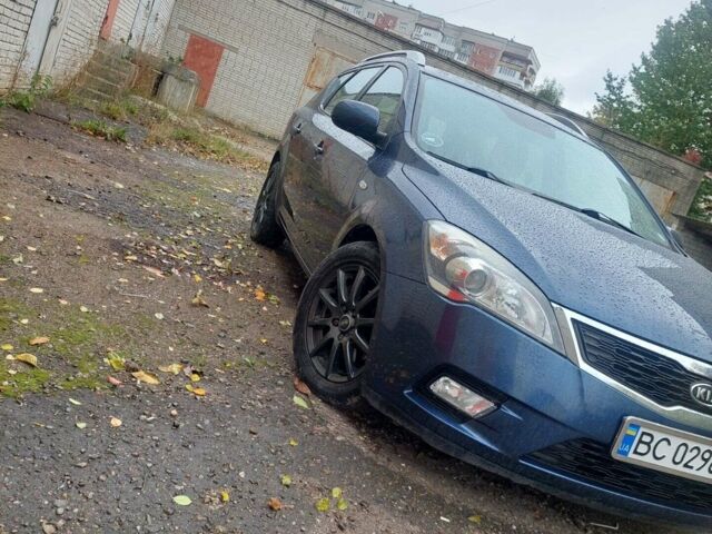 Синій Кіа Сід, об'ємом двигуна 1.6 л та пробігом 248 тис. км за 6300 $, фото 5 на Automoto.ua