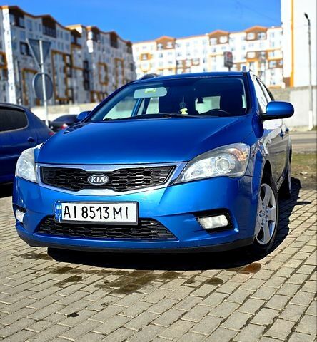 Синий Киа Сид, объемом двигателя 1.6 л и пробегом 232 тыс. км за 7000 $, фото 9 на Automoto.ua