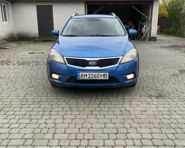 Синий Киа Сид, объемом двигателя 1.58 л и пробегом 276 тыс. км за 6750 $, фото 1 на Automoto.ua
