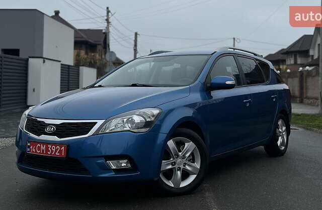 Синий Киа Сид, объемом двигателя 1.6 л и пробегом 259 тыс. км за 7400 $, фото 2 на Automoto.ua