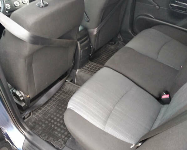 Синий Киа Сид, объемом двигателя 1.4 л и пробегом 259 тыс. км за 4200 $, фото 5 на Automoto.ua