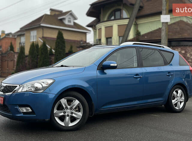 Синий Киа Сид, объемом двигателя 1.6 л и пробегом 259 тыс. км за 7400 $, фото 4 на Automoto.ua