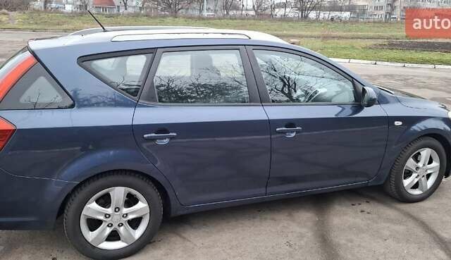 Синий Киа Сид, объемом двигателя 1.4 л и пробегом 255 тыс. км за 6500 $, фото 9 на Automoto.ua