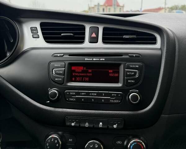 Синий Киа Сид, объемом двигателя 1.4 л и пробегом 227 тыс. км за 7650 $, фото 22 на Automoto.ua