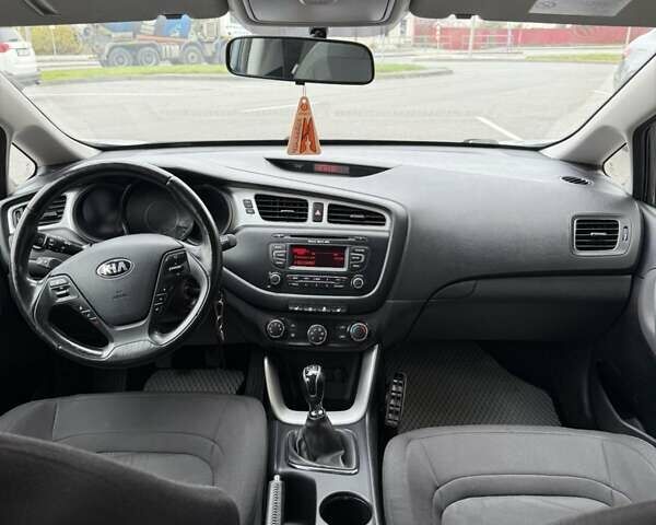 Синий Киа Сид, объемом двигателя 1.4 л и пробегом 227 тыс. км за 7650 $, фото 20 на Automoto.ua