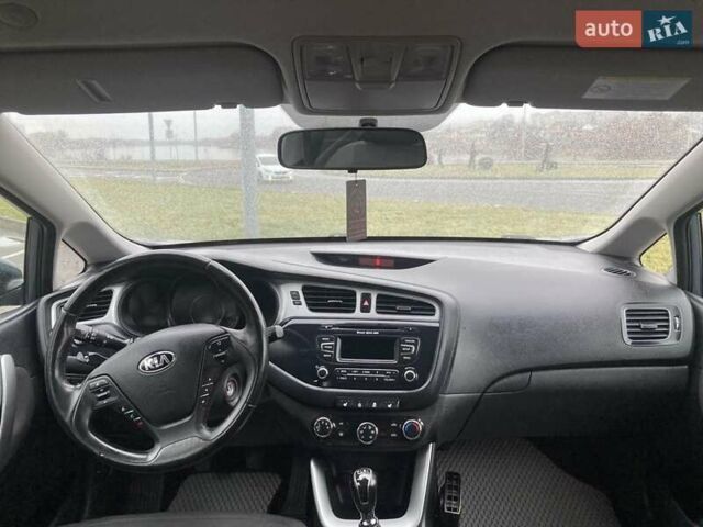Синий Киа Сид, объемом двигателя 1.4 л и пробегом 225 тыс. км за 7800 $, фото 25 на Automoto.ua