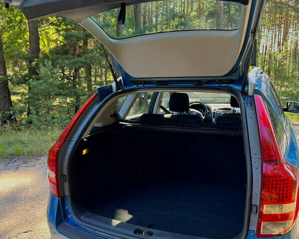 Синий Киа Сид, объемом двигателя 1.58 л и пробегом 220 тыс. км за 7100 $, фото 7 на Automoto.ua